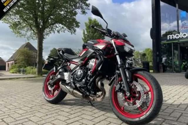 Kawasaki Z650 (2024) thumbnail 2