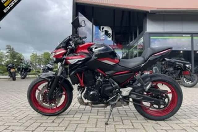 Kawasaki Z650 (2024) thumbnail 4