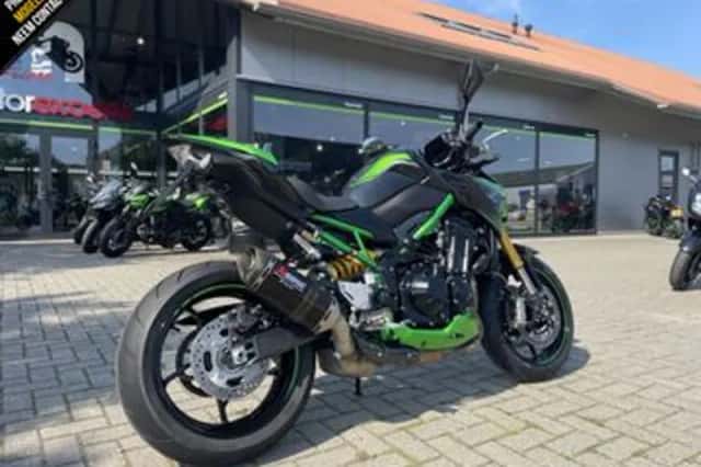 Kawasaki Z900 (2022) thumbnail 3