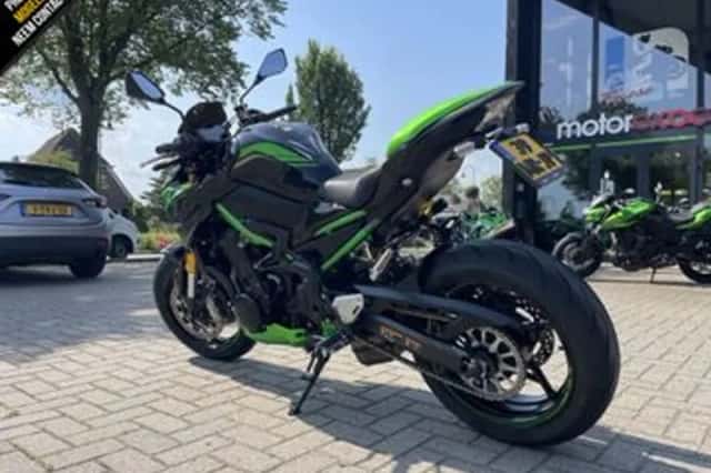 Kawasaki Z900 (2022) thumbnail 6