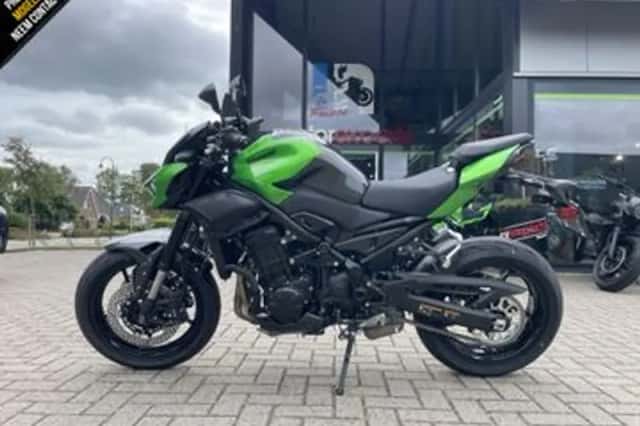 Kawasaki Z900 (2026) thumbnail 4
