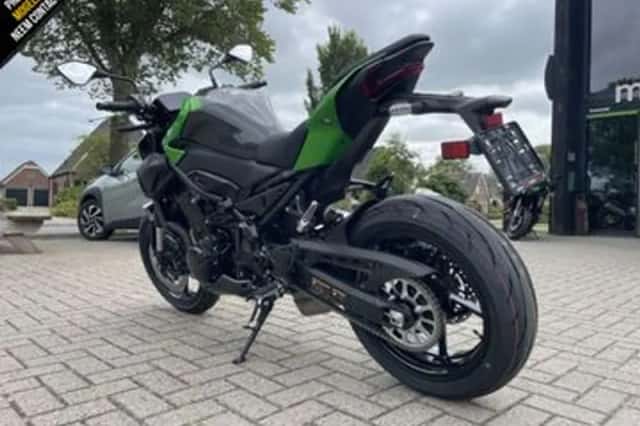 Kawasaki Z900 (2026) thumbnail 6