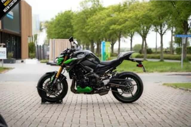 Kawasaki Z900 (2023) thumbnail 2