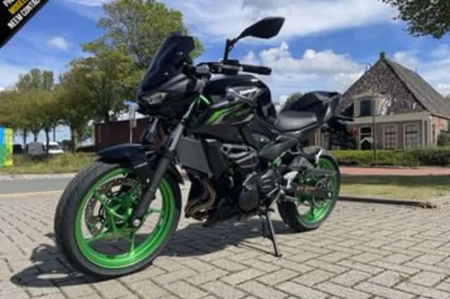 Kawasaki Z 500 SE (2026) thumbnail 6