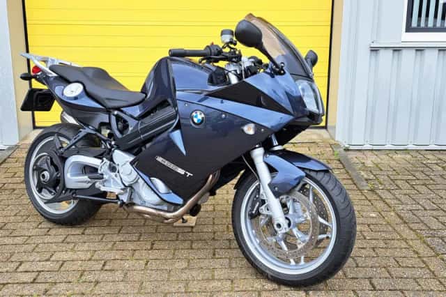 BMW F 800 ST (2009) thumbnail 1