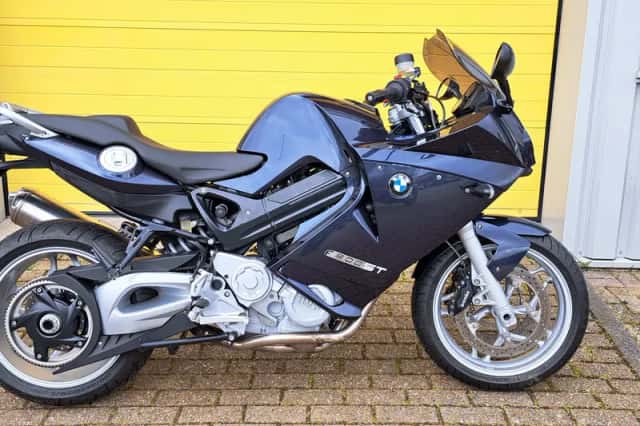 BMW F 800 ST (2009) thumbnail 2