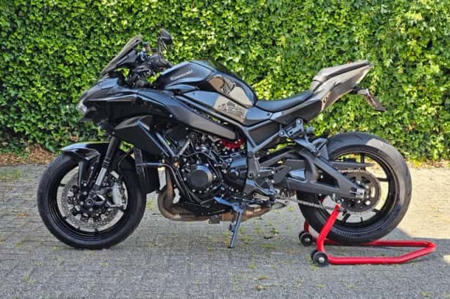 Kawasaki Z H2 (2020) thumbnail 2