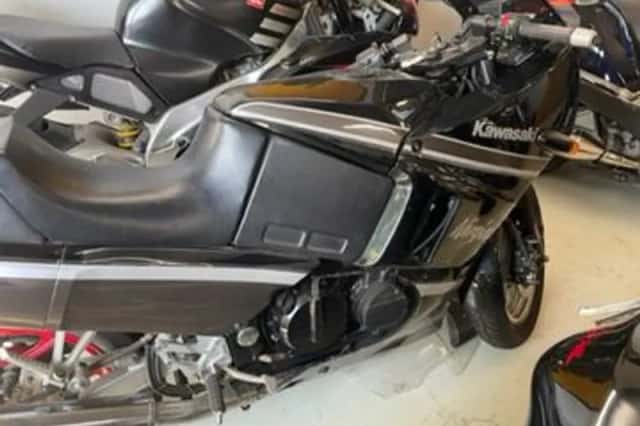 Kawasaki GPX 600 R (1991) thumbnail 5