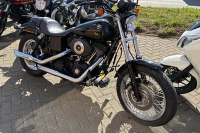 HARLEY-DAVIDSON SUPER GLIDE T-SPORT FXDXT DYNA (2001) thumbnail 1