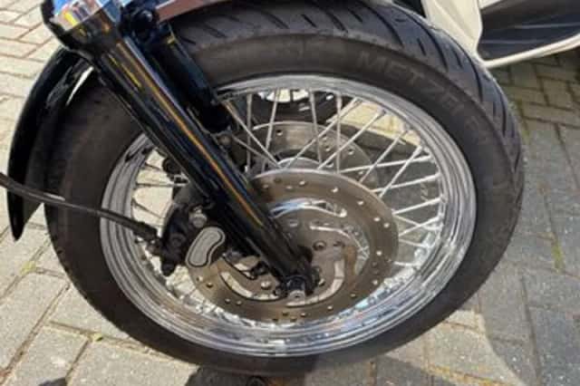 HARLEY-DAVIDSON SUPER GLIDE T-SPORT FXDXT DYNA (2001) thumbnail 4