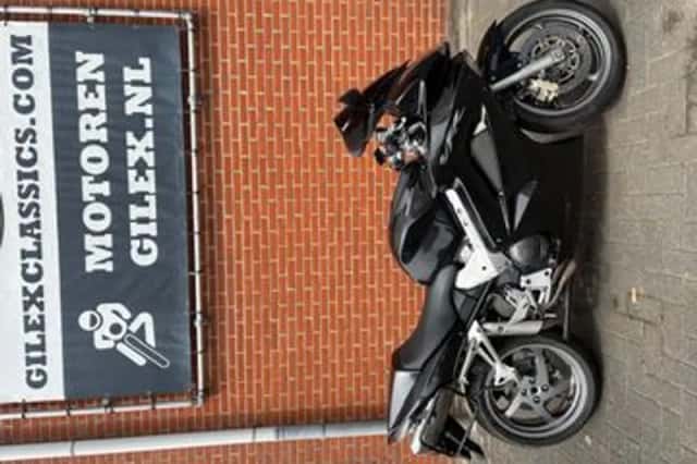 Honda VFR 800 F (2008) thumbnail 2