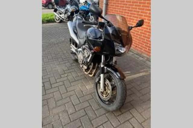 Honda CB 600 S (2004) thumbnail 3