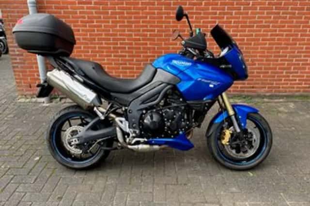 Triumph Tiger 1050 (2007) thumbnail 1