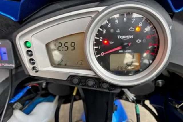 Triumph Tiger 1050 (2007) thumbnail 5