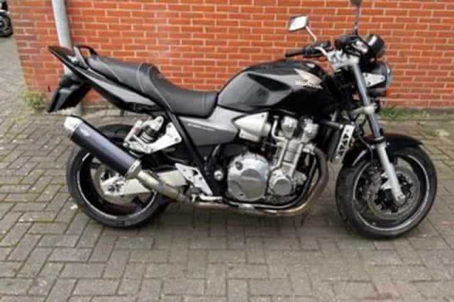 Honda CB 1300 (2003) thumbnail 1