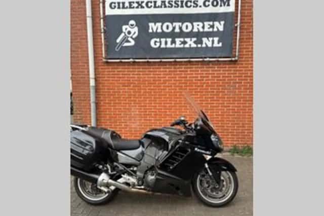 Kawasaki 1400 GTR (2008) thumbnail 2