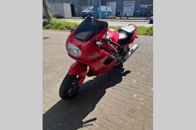 DUCATI ST 4 (1999) thumbnail 2