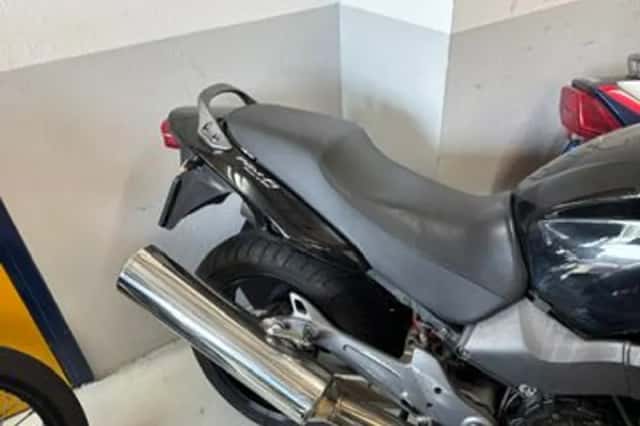 Honda CB 1100 SF X-11 (2001) thumbnail 3