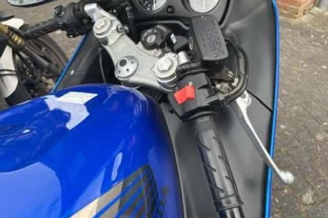 Honda CBR 1100 XX SUPER BLACKBIRD (1999) thumbnail 5