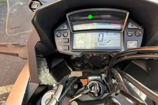 Honda VFR 1200 X Crosstourer (2012) thumbnail 3