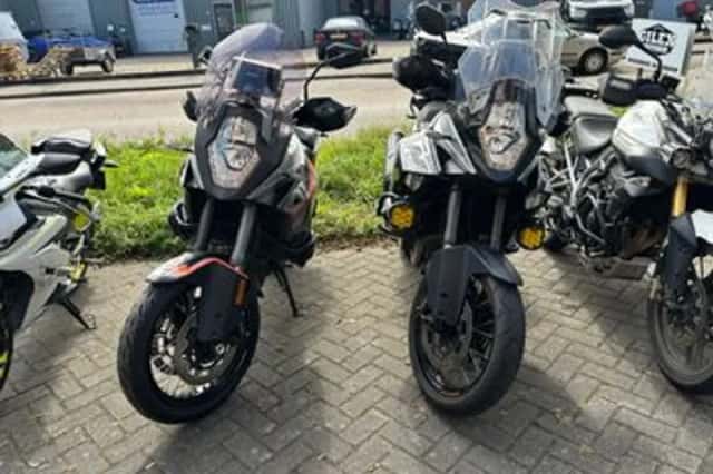 KTM Super Adventure 1190 (2013) thumbnail 1