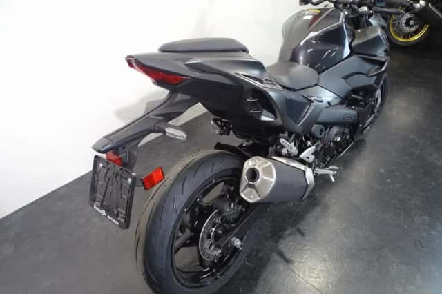 Kawasaki Z7 (2026) thumbnail 4