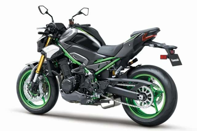 Kawasaki Z900 (2024) thumbnail 1