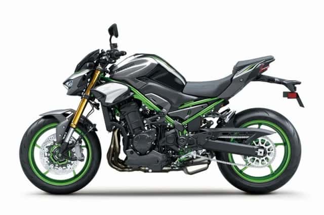 Kawasaki Z900 (2024) thumbnail 3