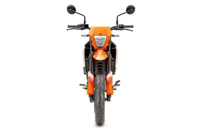 KTM SMC 390 (2026) thumbnail 4