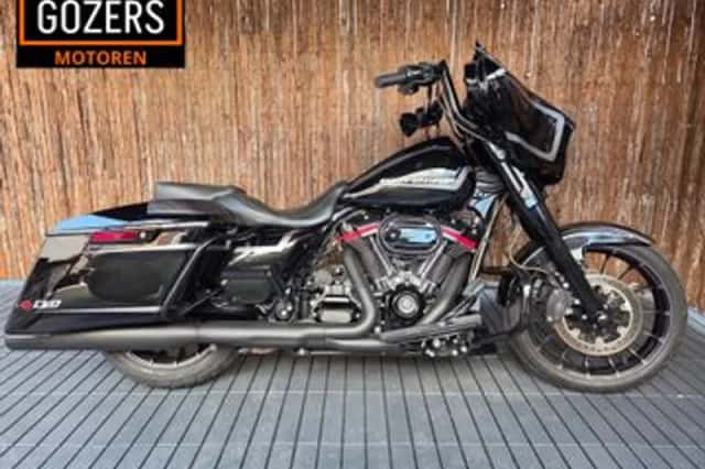 Harley-Davidson Street Glide Flhxse CVO (2019) thumbnail 1