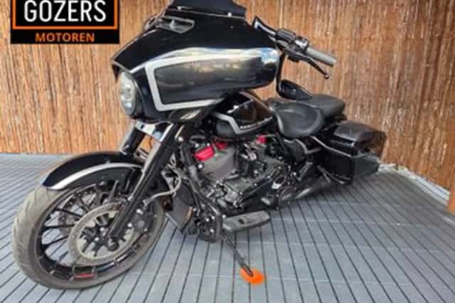 Harley-Davidson Street Glide Flhxse CVO (2019) thumbnail 4