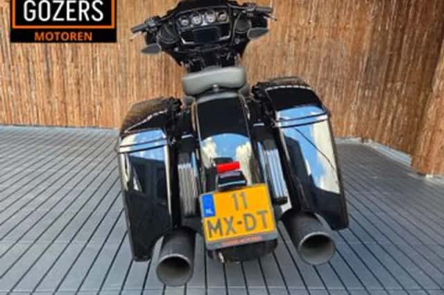 Harley-Davidson Street Glide Flhxse CVO (2019) thumbnail 6