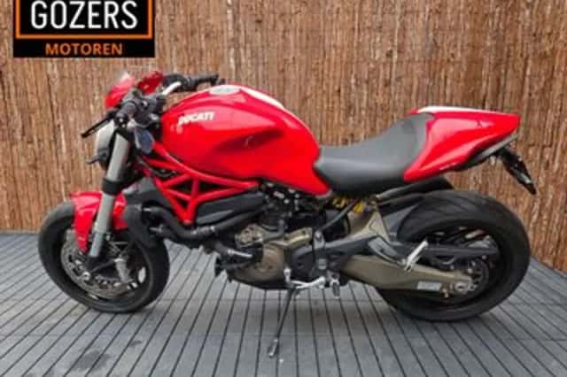 Ducati Monster 821 (2015) thumbnail 3