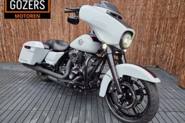 Harley-Davidson Streetglide Special Flhxs (2015) thumbnail 2