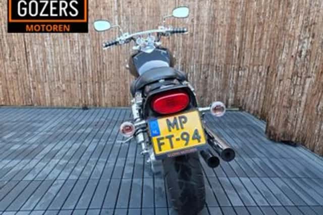 Suzuki Vz 1600 marauder (2005) thumbnail 6