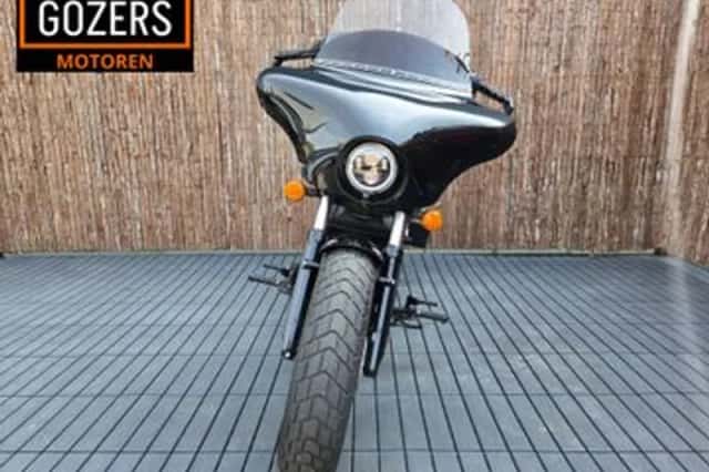 Indian MOTORCYCLE Scout Bobber (2018) thumbnail 5