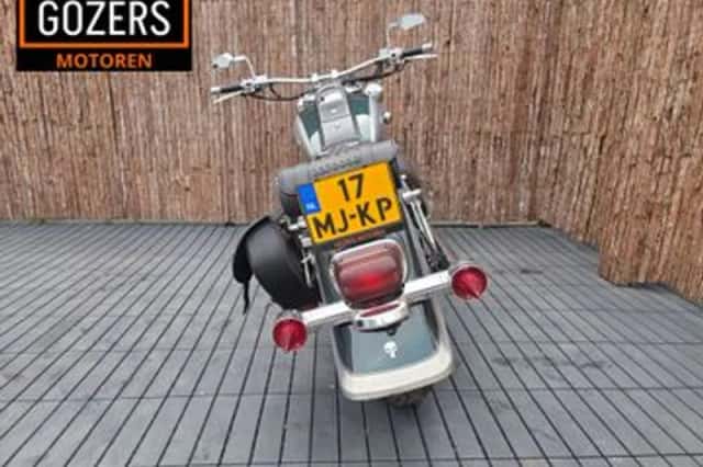 Suzuki VL 1500 Intruder (2004) thumbnail 6