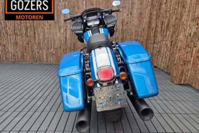 Harley-Davidson Road Glide (2023) thumbnail 6