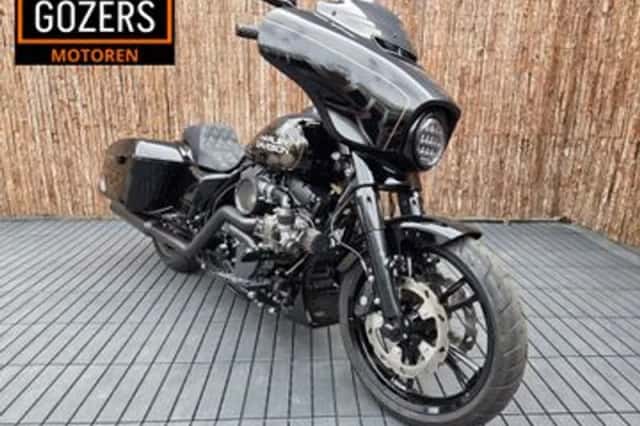 Harley-Davidson Street Glide (2016) thumbnail 2