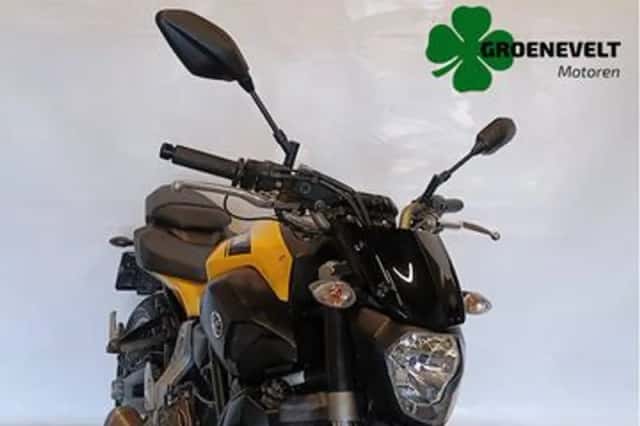 YAMAHA MT 07 ABS (2015) thumbnail 2