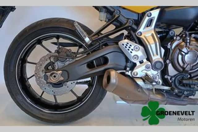 YAMAHA MT 07 ABS (2015) thumbnail 5