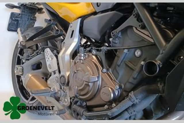 YAMAHA MT 07 ABS (2015) thumbnail 6