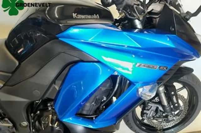 KAWASAKI Z 1000 SX ABS (2016) thumbnail 2