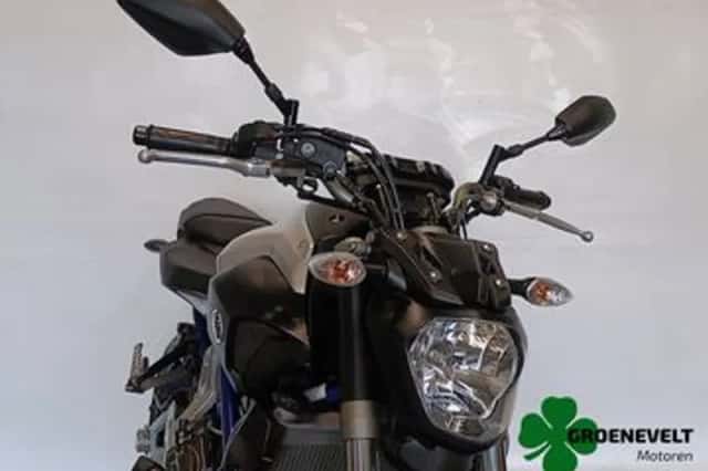 Yamaha MT-07 (2016) thumbnail 3