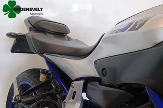 Yamaha MT-07 (2016) thumbnail 6