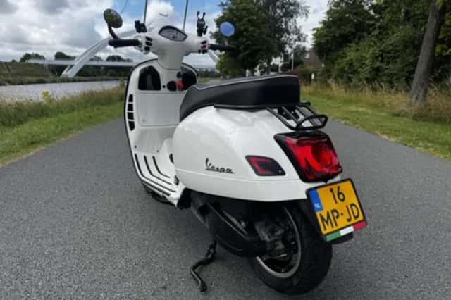 Vespa GTS 300 Touring (2021) thumbnail 5