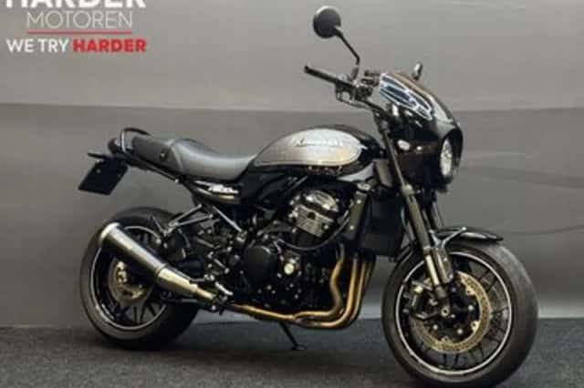 Kawasaki Z900RS (2025) thumbnail 1