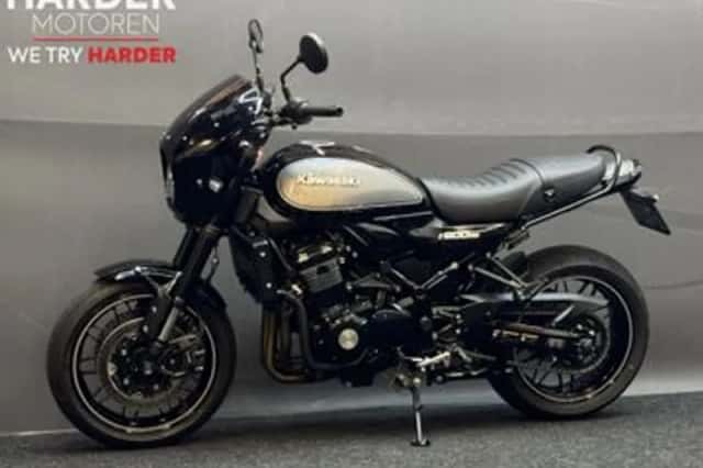 Kawasaki Z900RS (2025) thumbnail 4