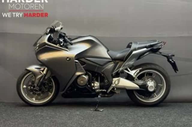 Honda VFR 1200 F (2010) thumbnail 4