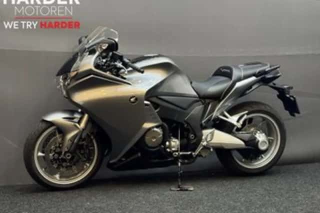 Honda VFR 1200 F (2010) thumbnail 5